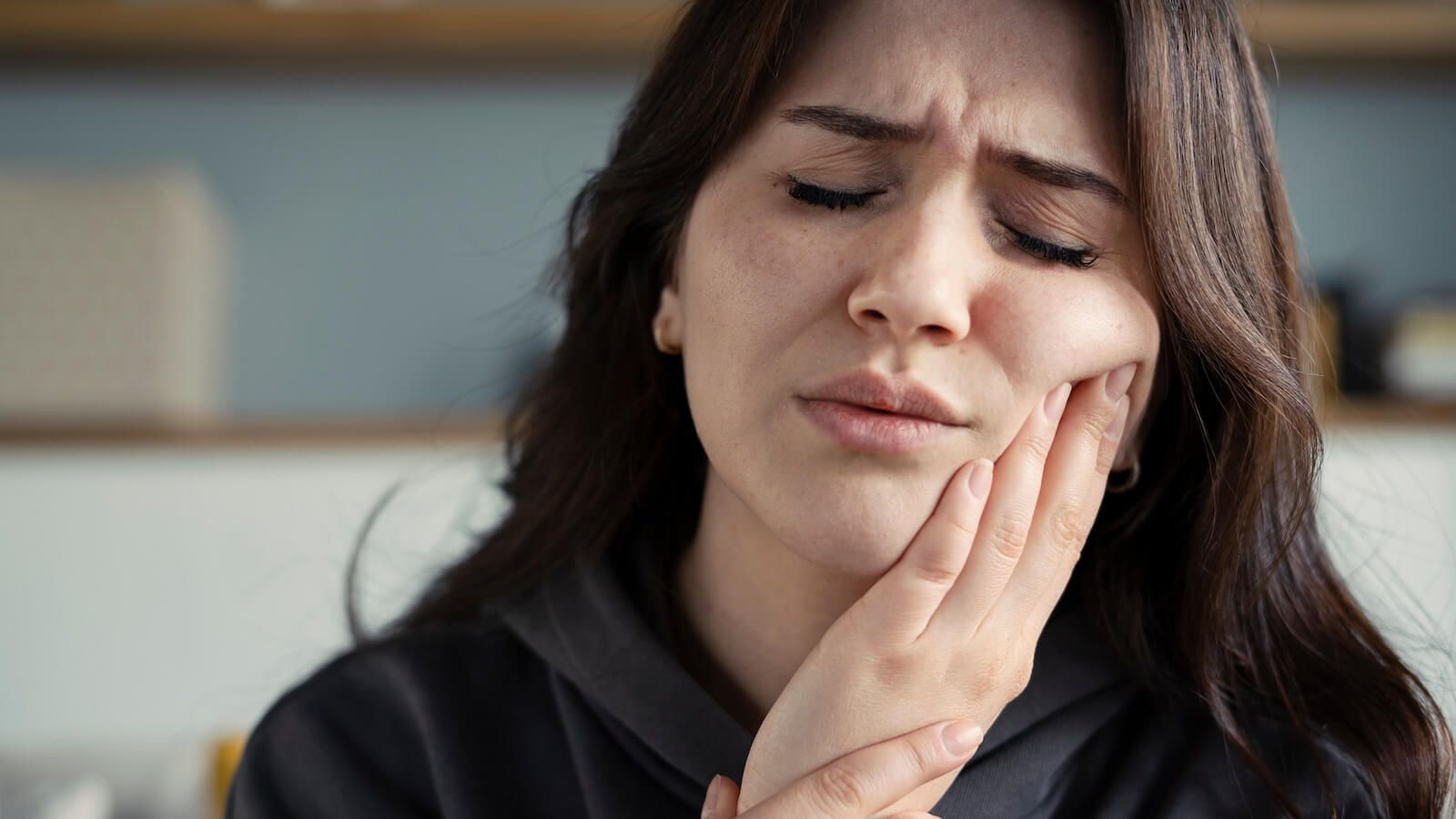 Periodontitis illustration